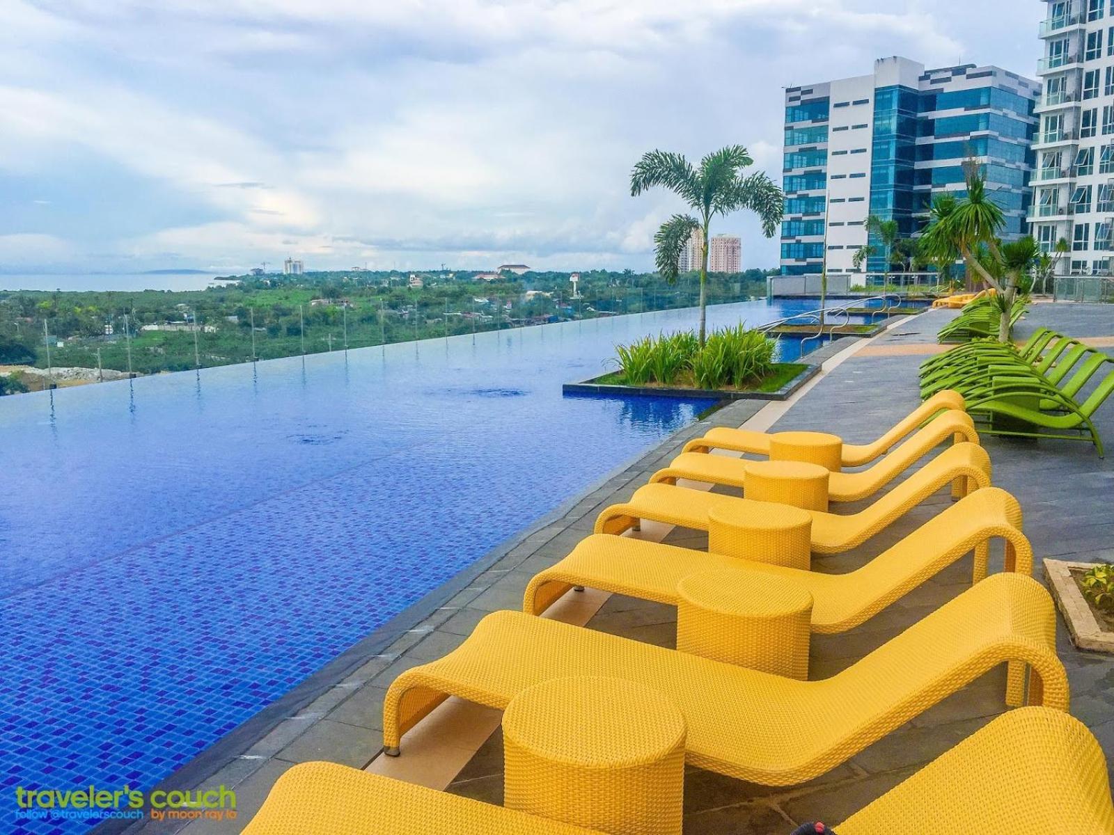Mactan Newtown 8 Boulevard Deluxe Punta Engaño 外观 照片