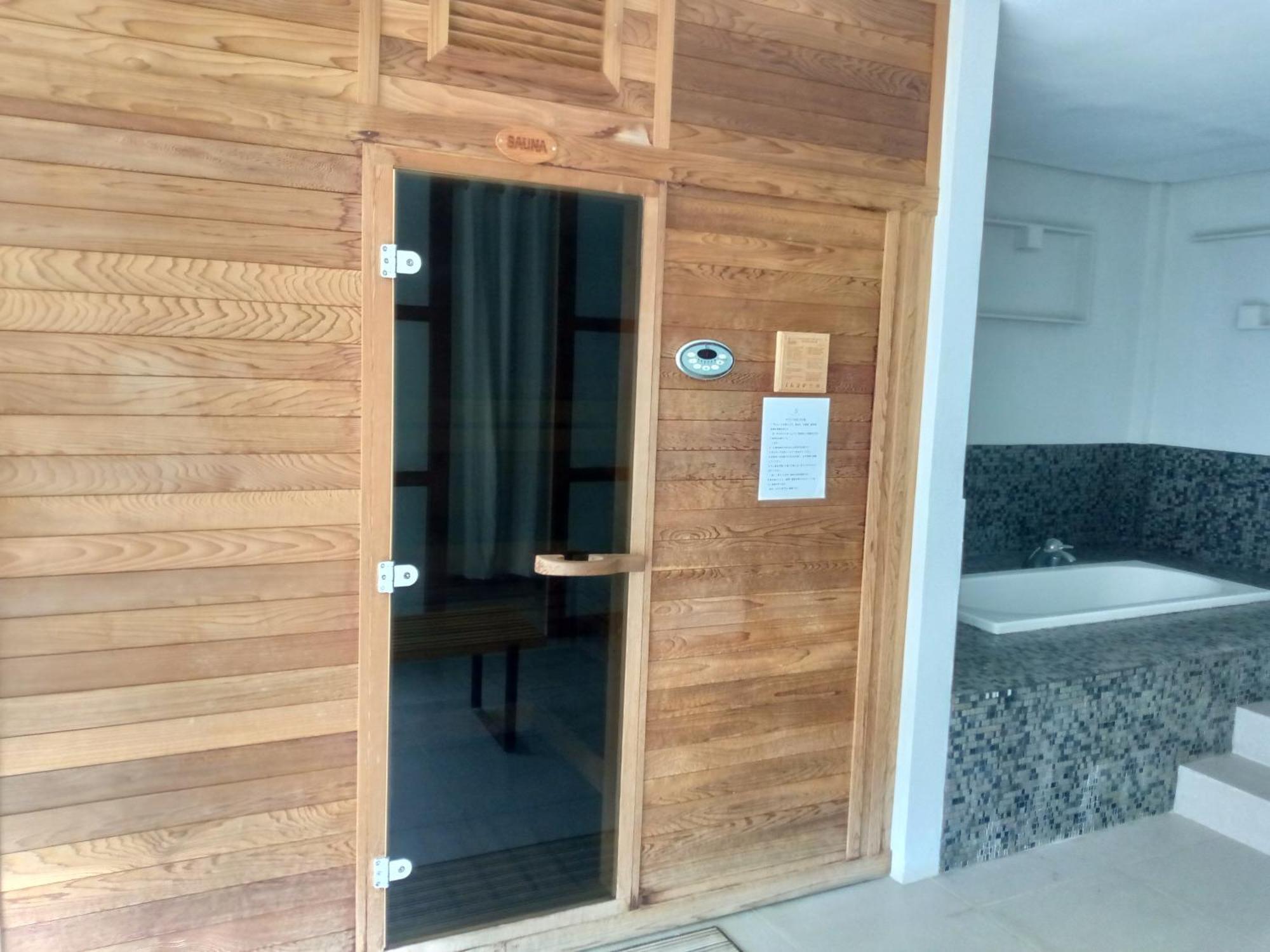 Mactan Newtown 8 Boulevard Deluxe Punta Engaño 外观 照片